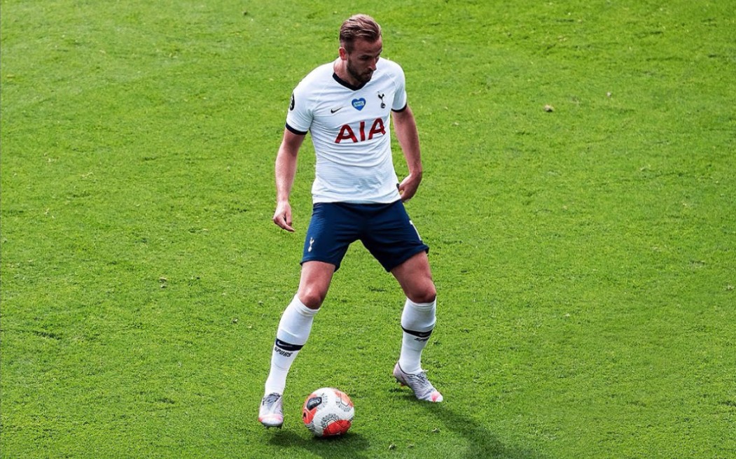 让他们在比 让他们在比