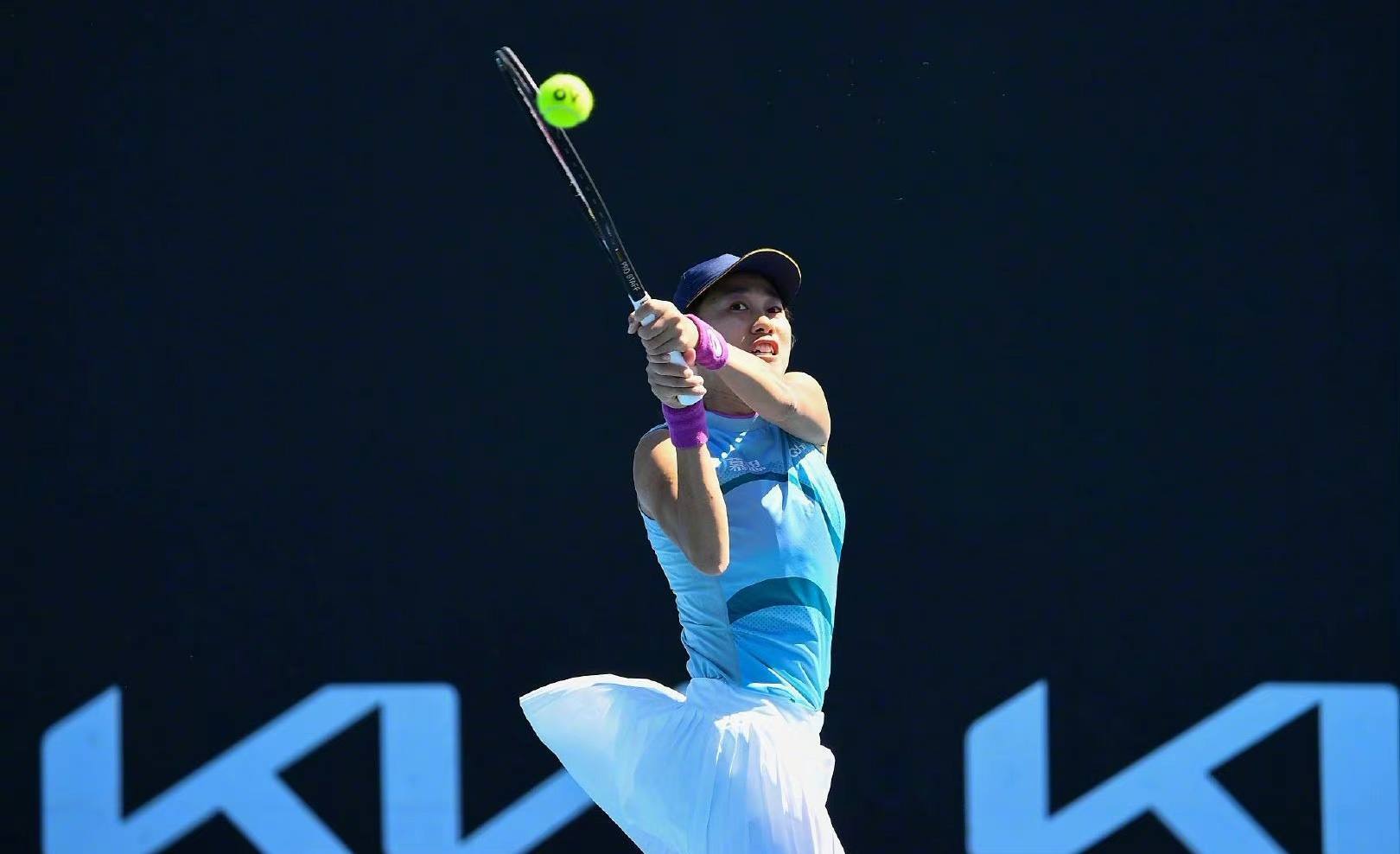 展现出了他 展现出了他