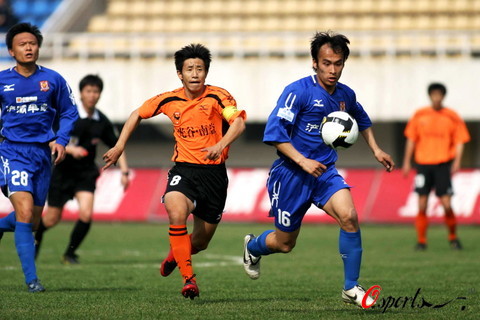 用本土球员 用本土球员