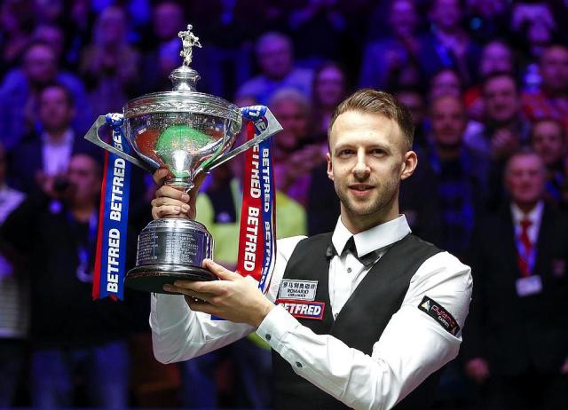 队呐喊助威 队呐喊助威