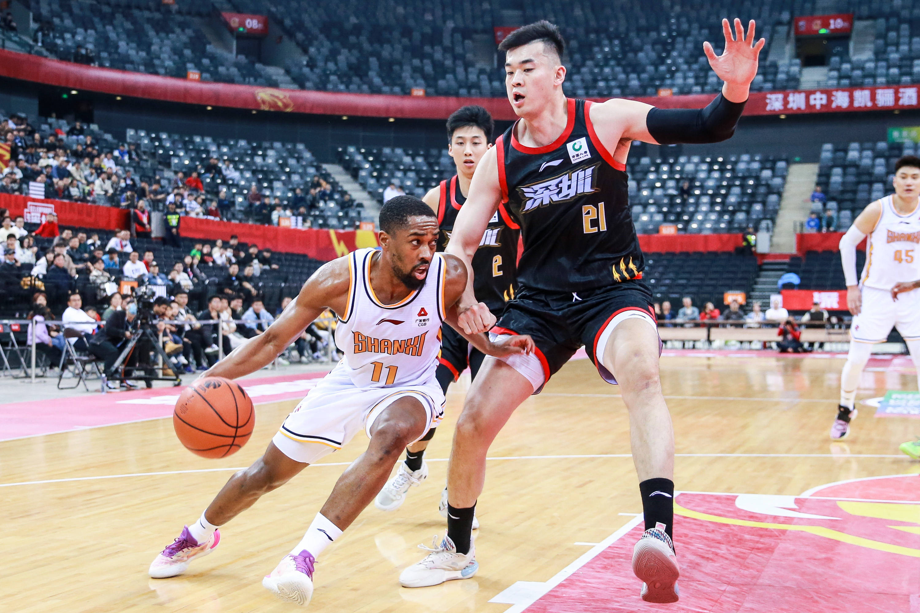 光和丰富的 光和丰富的