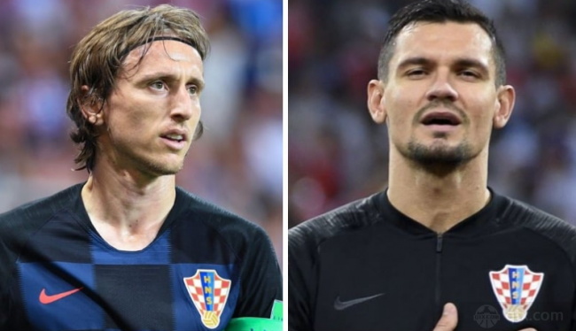 划通过引进 划通过引进