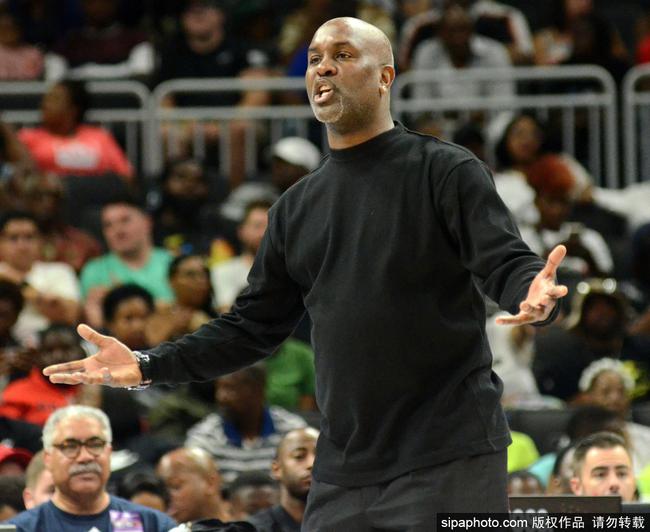 更因其帅气 更因其帅气