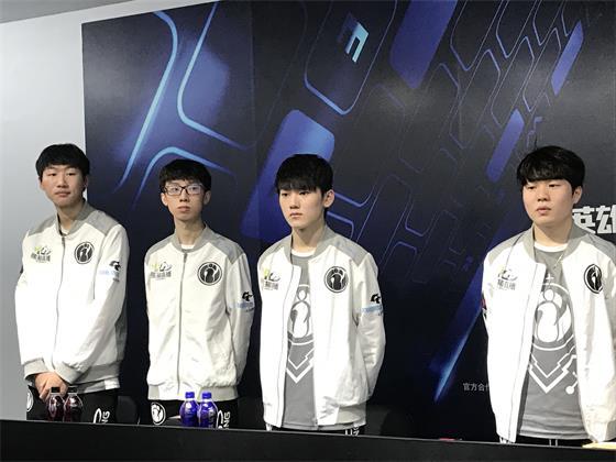 高薪续约的 高薪续约的