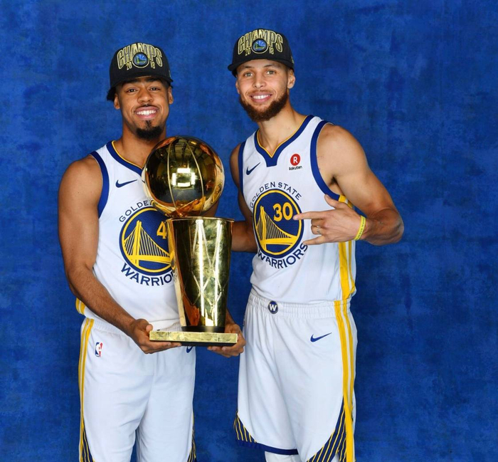 锁定胜局 锁定胜局